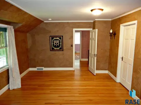 520 E Park Dr, Sioux Falls, SD 57105 photo 13