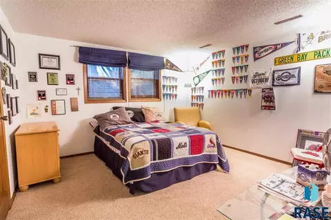 2204 E 51st St, Sioux Falls, SD 57103 photo 17