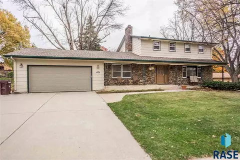 2204 E 51st St, Sioux Falls, SD 57103 photo 1