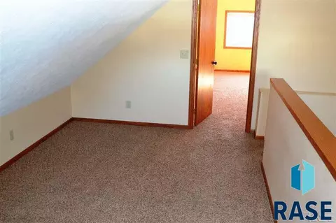 221 W 4th St, Canton, SD 57013 photo 12