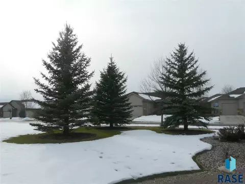 4301 E Aster Cir, Sioux Falls, SD 57103 photo 27