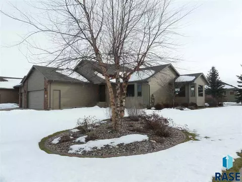 4301 E Aster Cir, Sioux Falls, SD 57103 photo 8