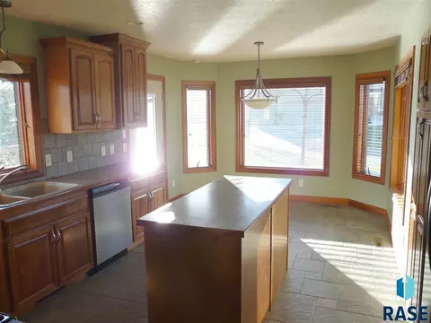 4301 E Aster Cir, Sioux Falls, SD 57103 photo 10