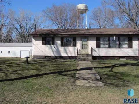 100 E 4th St, Worthing, SD 57077 photo 10