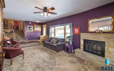 901 E 38th St, Sioux Falls, SD 57105 photo 12