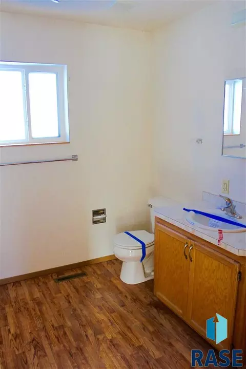 240 E Main St, Canova, SD 57321 photo 12