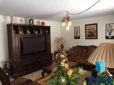 1013 E Pam Rd, Sioux Falls, SD 57105 photo 8