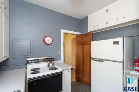 716 E 21st St, Sioux Falls, SD 57105 photo 15