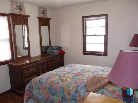 204 E Center St, Marion, SD 57043 photo 10