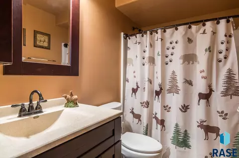 1645 N Cactus Dr, Sioux Falls, SD 57110 photo 23