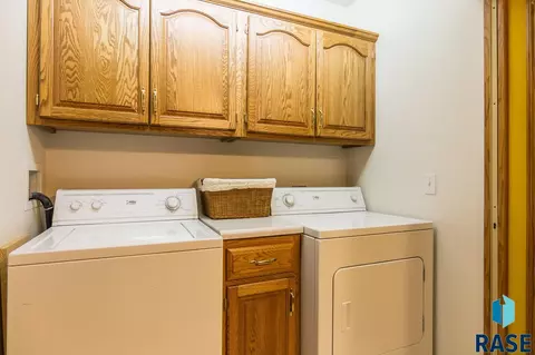 1645 N Cactus Dr, Sioux Falls, SD 57110 photo 27