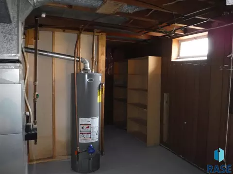 203 N College St, Canton, SD 57013 photo 10