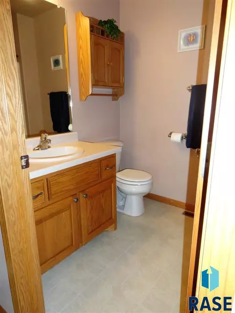 425 S Deerview Ave, Tea, SD 57064 photo 8