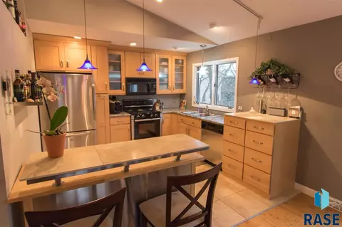 5004 E Terry Peak Ln, Sioux Falls, SD 57110 photo 7