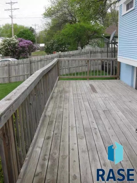 203 E 4th St, Dell Rapids, SD 57022 photo 23