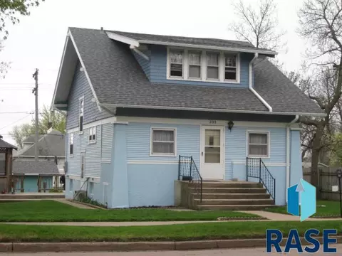 203 E 4th St, Dell Rapids, SD 57022 photo 28