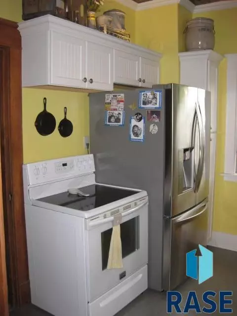 203 E 4th St, Dell Rapids, SD 57022 photo 11