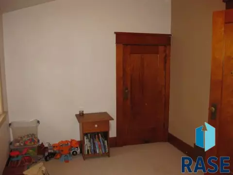 203 E 4th St, Dell Rapids, SD 57022 photo 16