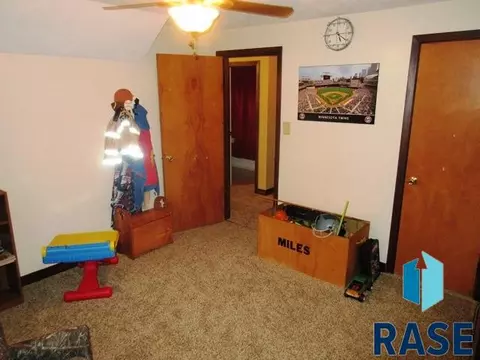 305 E 7th St, Dell Rapids, SD 57022 photo 13