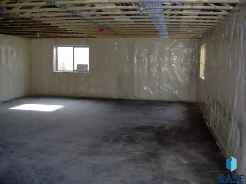 1425 W Meadowbrook Trl, Brandon, SD 57005 photo 11