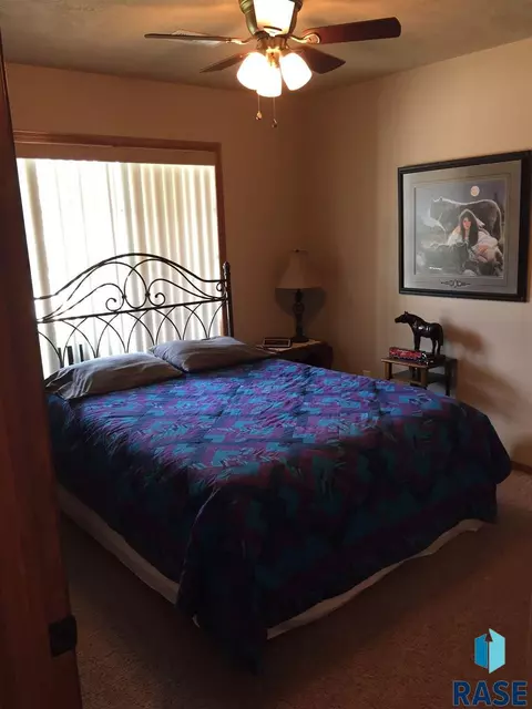 5302 W Eucalyptus Pl, Sioux Falls, SD 57107 photo 18