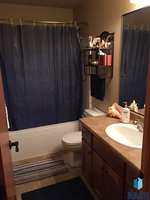 5302 W Eucalyptus Pl, Sioux Falls, SD 57107 photo 19