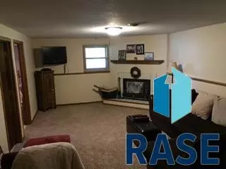 Undisclosed, Sioux Falls, SD 57106 photo 15