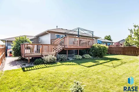 5909 S Cain Ave, Sioux Falls, SD 57106 photo 28