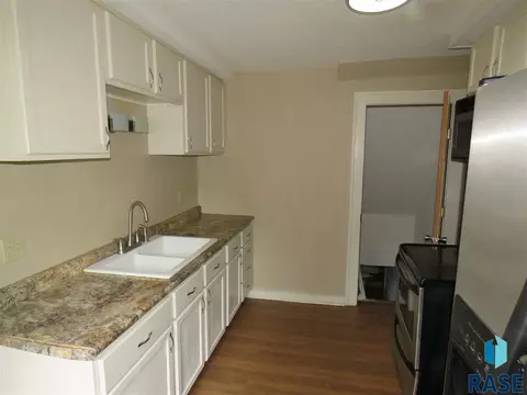 720 E 7th St, Sioux Falls, SD 57103 photo 7