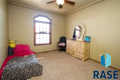 3300 E Madison St, Sioux Falls, SD 57110 photo 20