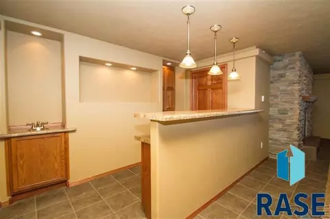 3300 E Madison St, Sioux Falls, SD 57110 photo 22