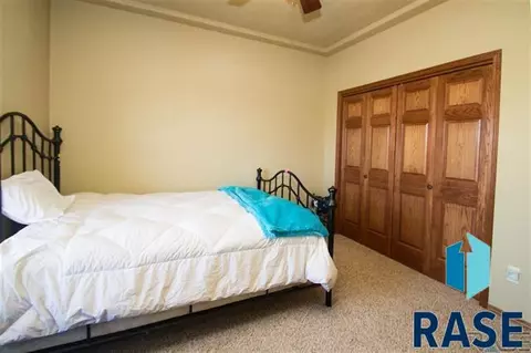 3300 E Madison St, Sioux Falls, SD 57110 photo 18