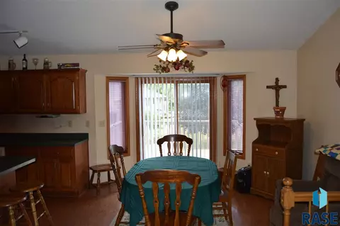 Undisclosed, Sioux Falls, SD 57108 photo 6