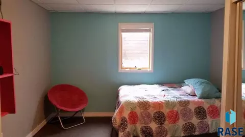 1110 E 3rd St, Bridgewater, SD 57319 photo 10