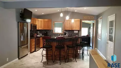 1110 E 3rd St, Bridgewater, SD 57319 photo 6