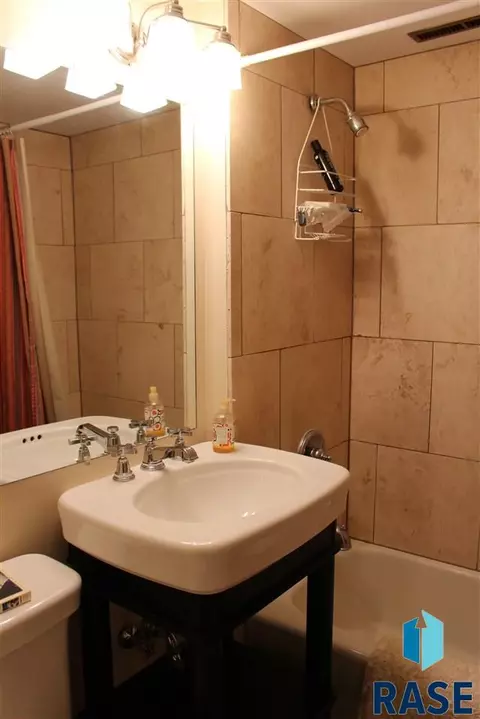 1308 E Otonka Trl, Sioux Falls, SD 57103 photo 19