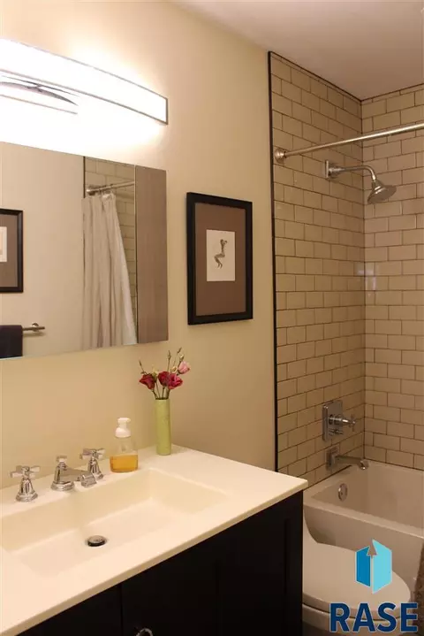 1308 E Otonka Trl, Sioux Falls, SD 57103 photo 10
