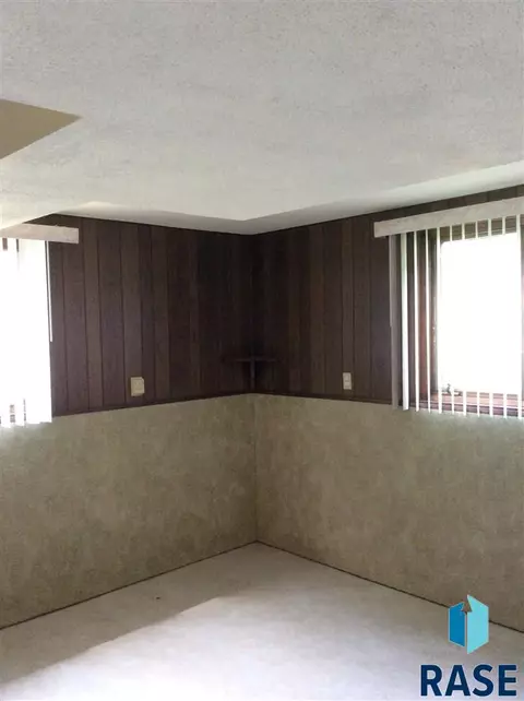 500 Coleman St, Centerville, SD 57014 photo 11