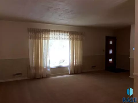 500 Coleman St, Centerville, SD 57014 photo 3