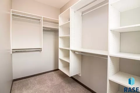 511 S Red Spruce Ave, Sioux Falls, SD 57110 photo 18