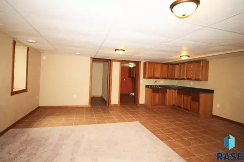 501 N Rose Ave, Tea, SD 57064 photo 29