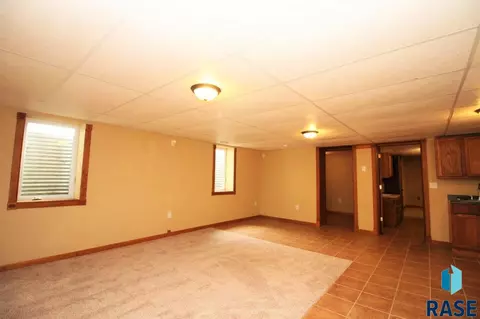 501 N Rose Ave, Tea, SD 57064 photo 32
