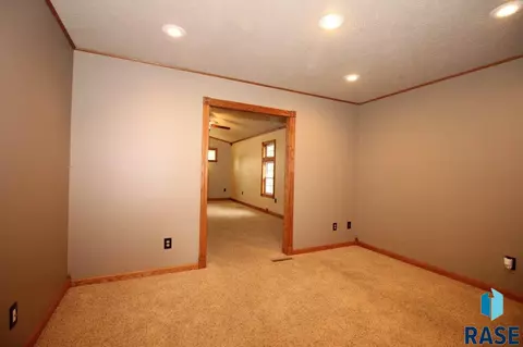 501 N Rose Ave, Tea, SD 57064 photo 12