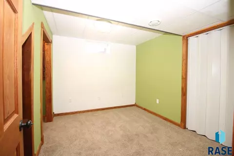 501 N Rose Ave, Tea, SD 57064 photo 33