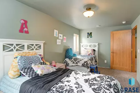 1908 E 8th St, Sioux Falls, SD 57103 photo 14