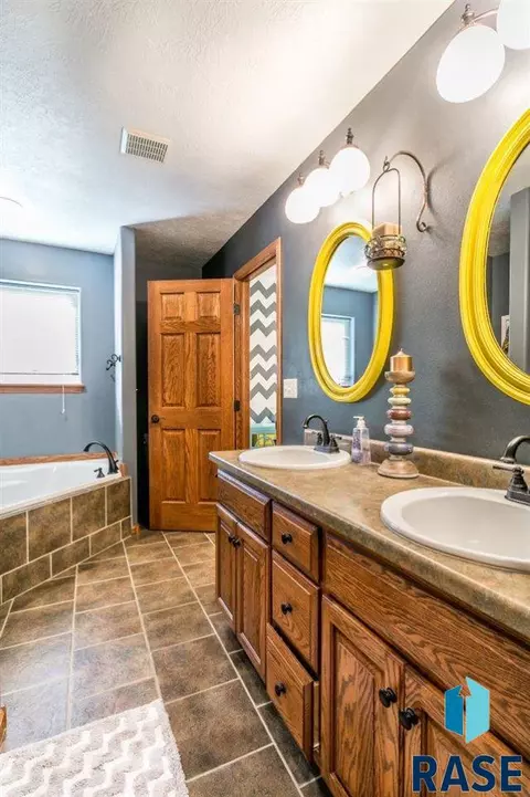 7208 W 64th St, Sioux Falls, SD 57106 photo 14