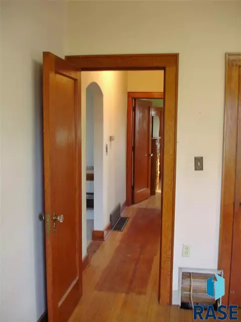 1220 E Fourth St, Freeman, SD 57029 photo 11