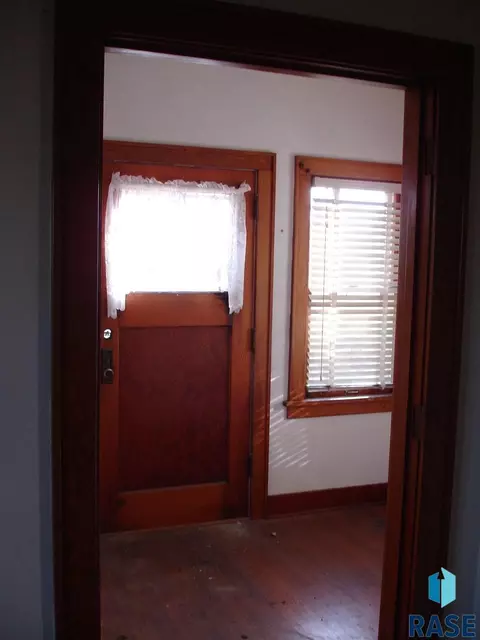 1220 E Fourth St, Freeman, SD 57029 photo 7