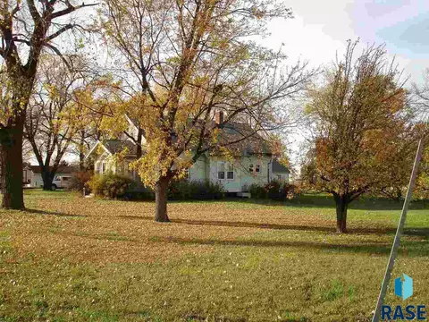 1220 E Fourth St, Freeman, SD 57029 photo 19