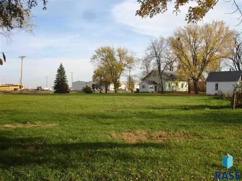 1220 E Fourth St, Freeman, SD 57029 photo 23